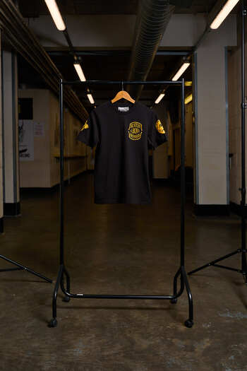 Black and Amber Ferry Bridge Tee Adult